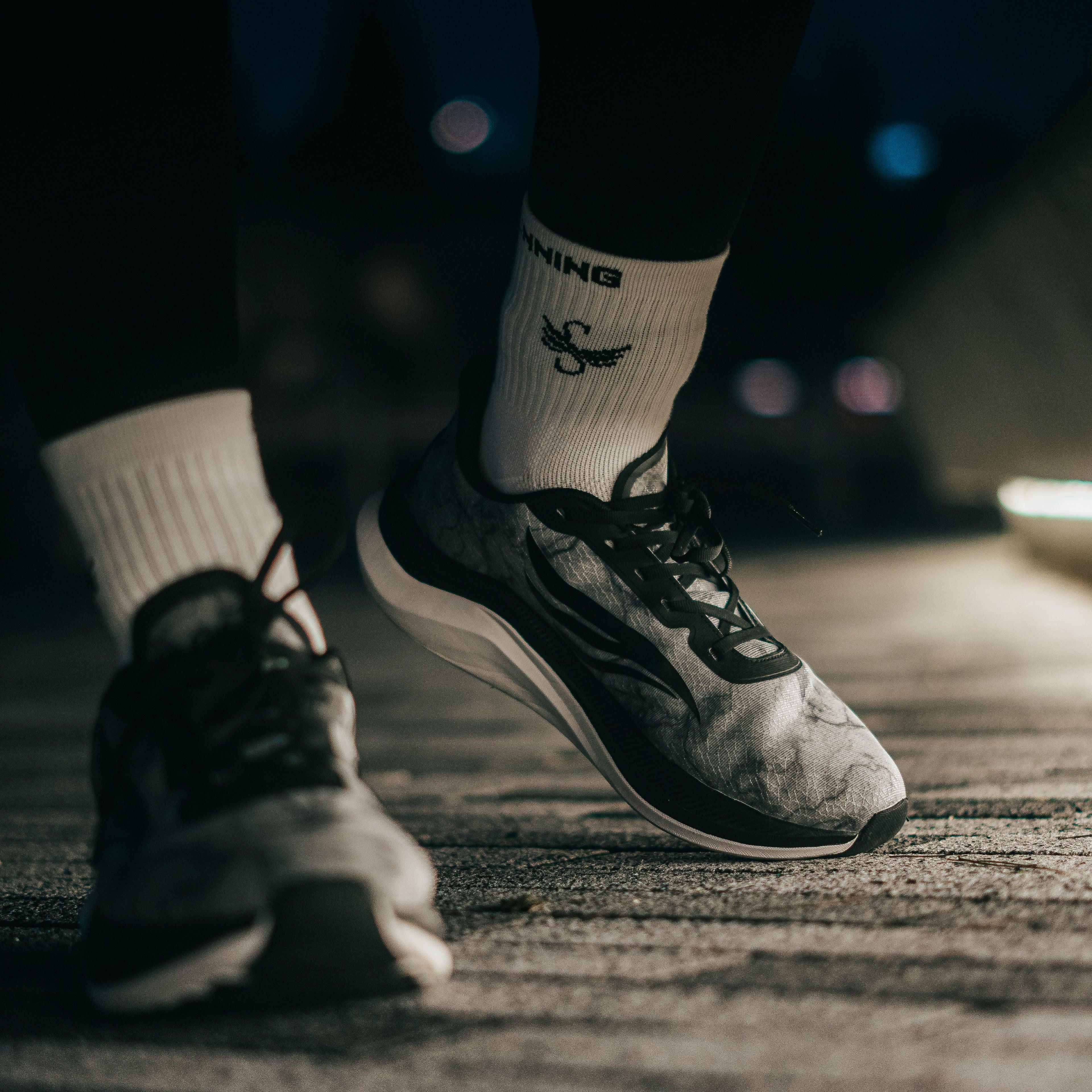 CELER Black Men Running Shoe